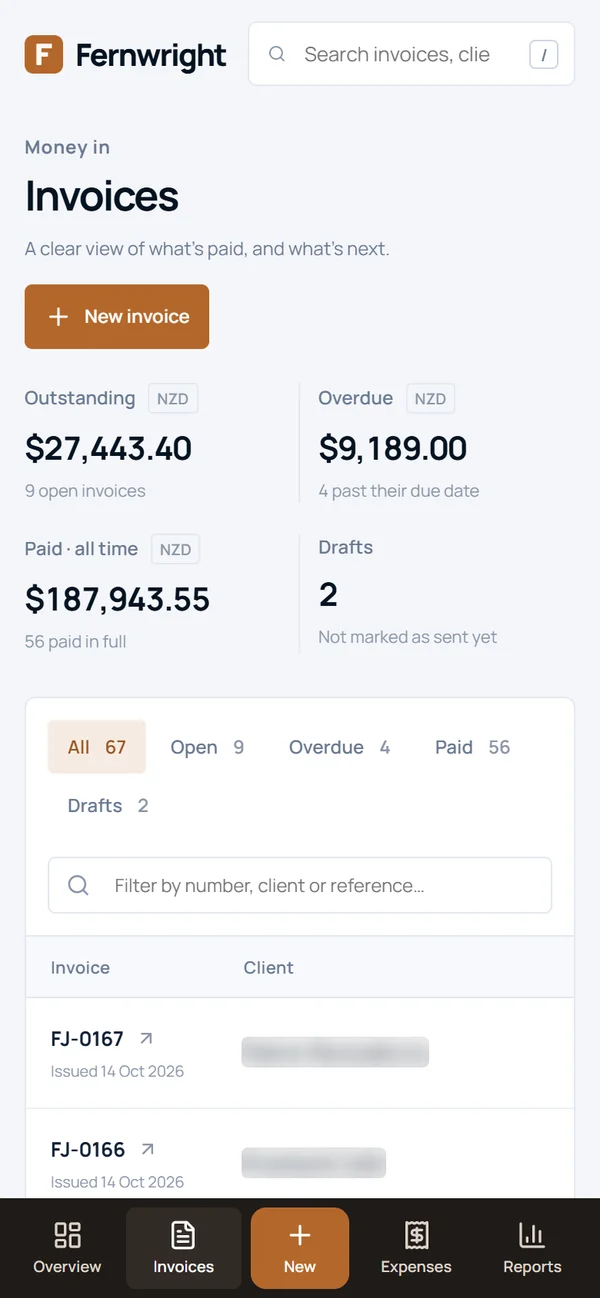 The invoice list on a phone